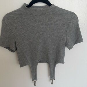 Gray shirt, bundle size medium